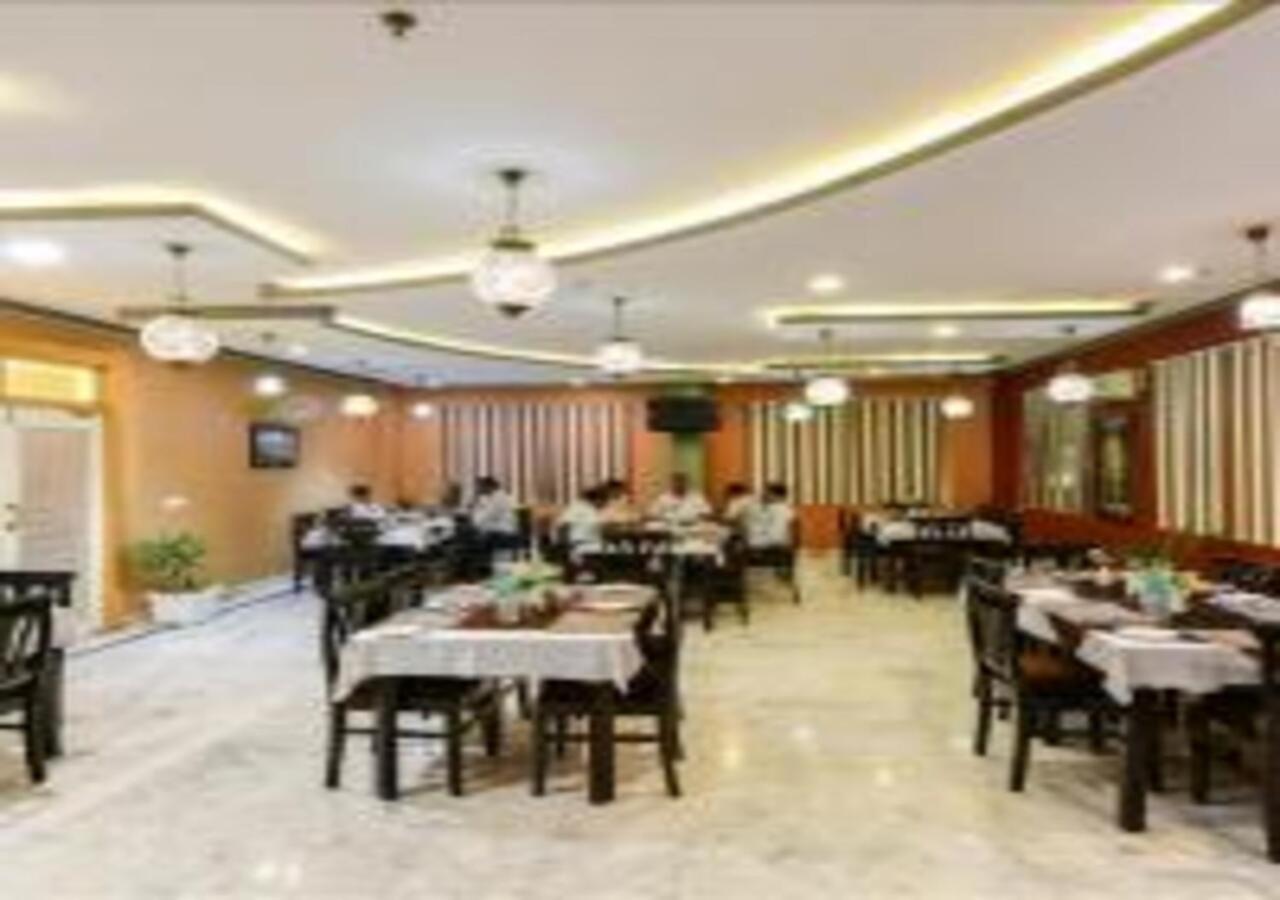 Hotel Chanakya Агра Экстерьер фото