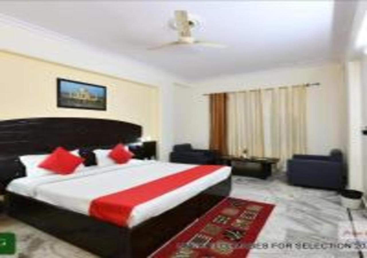 Hotel Chanakya Агра Экстерьер фото