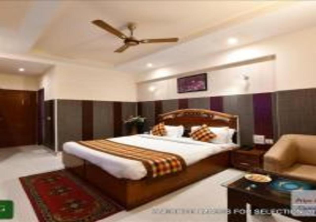 Hotel Chanakya Агра Экстерьер фото