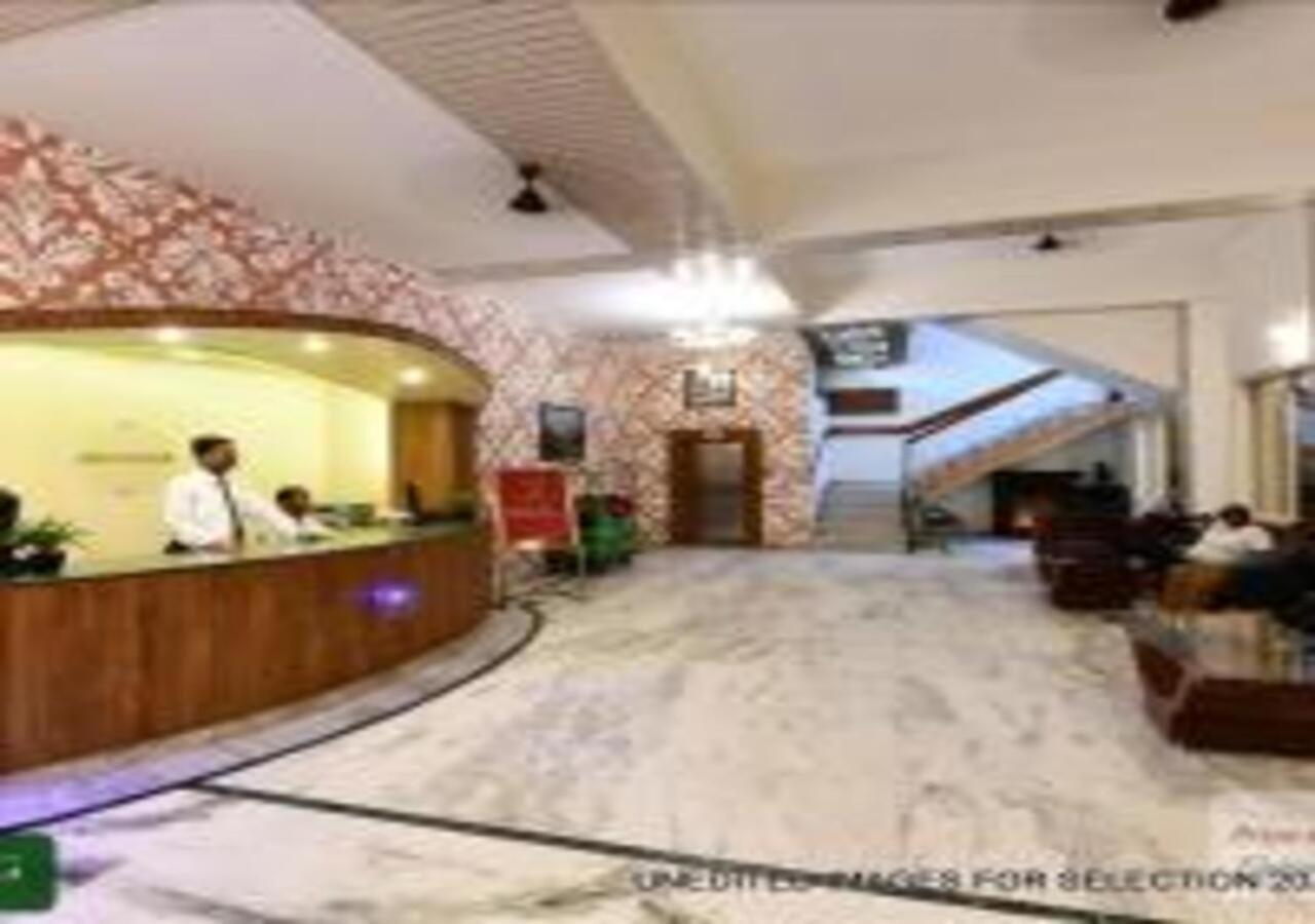 Hotel Chanakya Агра Экстерьер фото