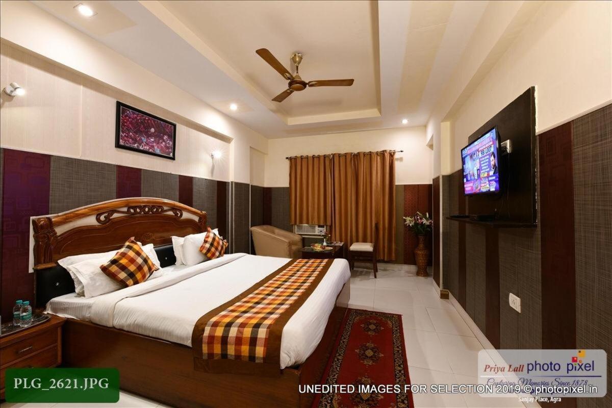 Hotel Chanakya Агра Экстерьер фото