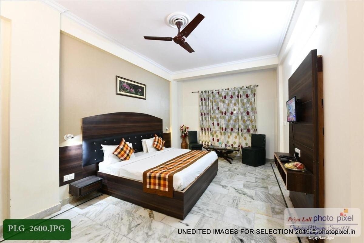 Hotel Chanakya Агра Экстерьер фото