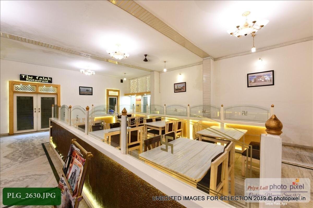 Hotel Chanakya Агра Экстерьер фото
