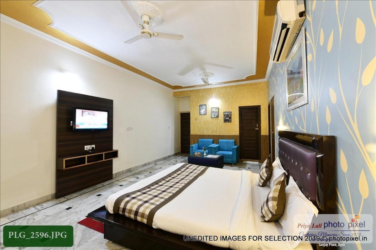 Hotel Chanakya Агра Экстерьер фото
